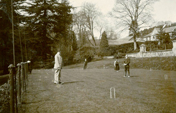 croquet on the lawn